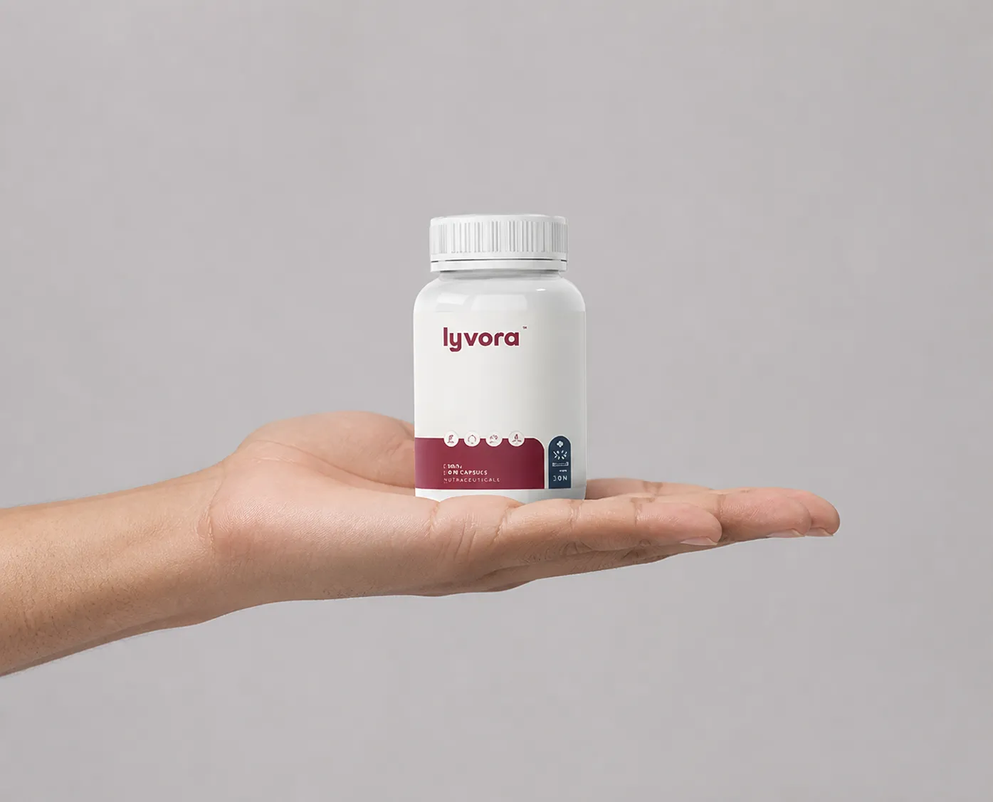 Lyvora HCTC — Verpackung in der Hand