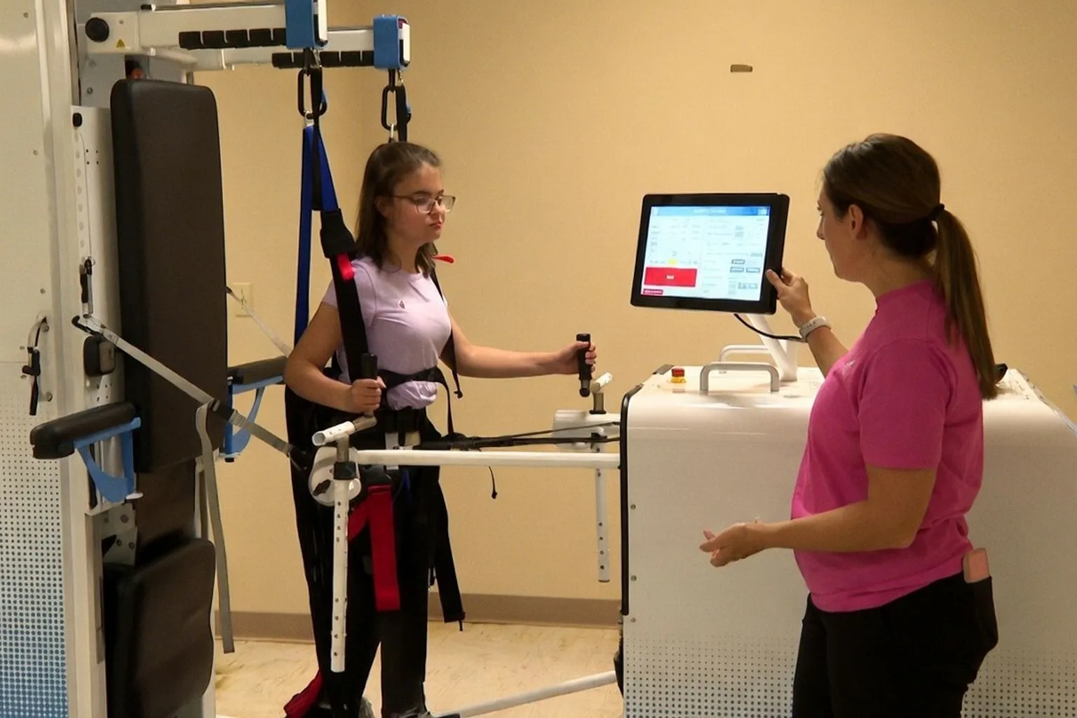 Robotergestütztes Gangtraining: Wie Rise & Walk die neurologische Rehabilitation verändert