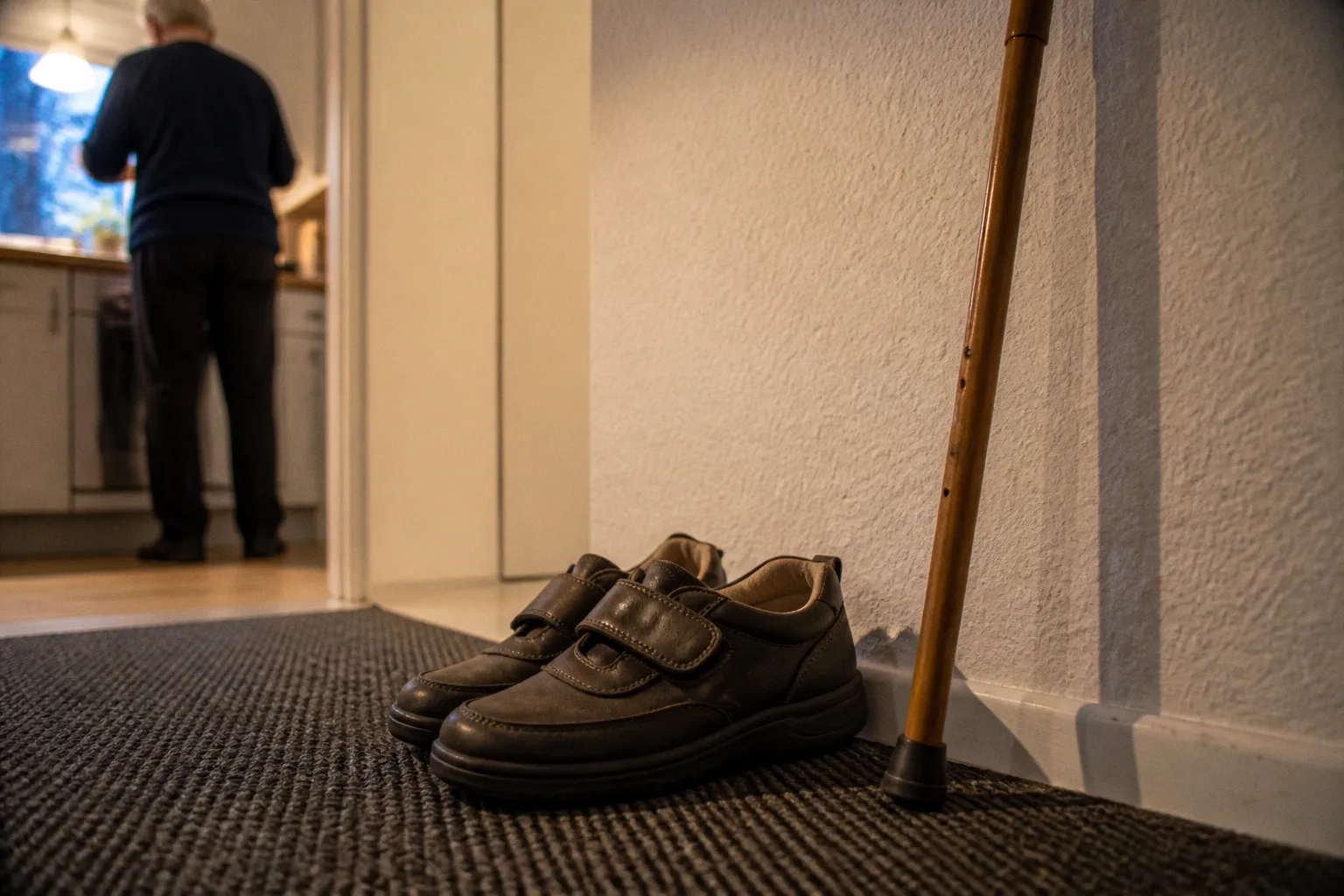 Sturzprophylaxe für Senioren: Die Lehre aus einem Stolperer